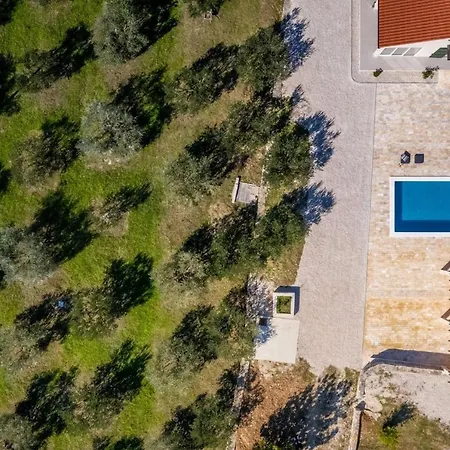 Villa Oliveto