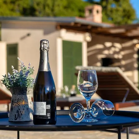 Oliveto Villa